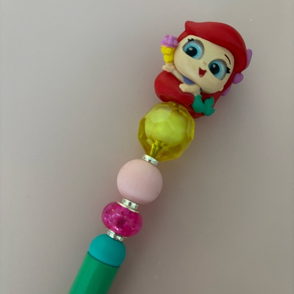 Disney Doorables: The Little Mermaid: Ariel sea handmade beaded pen